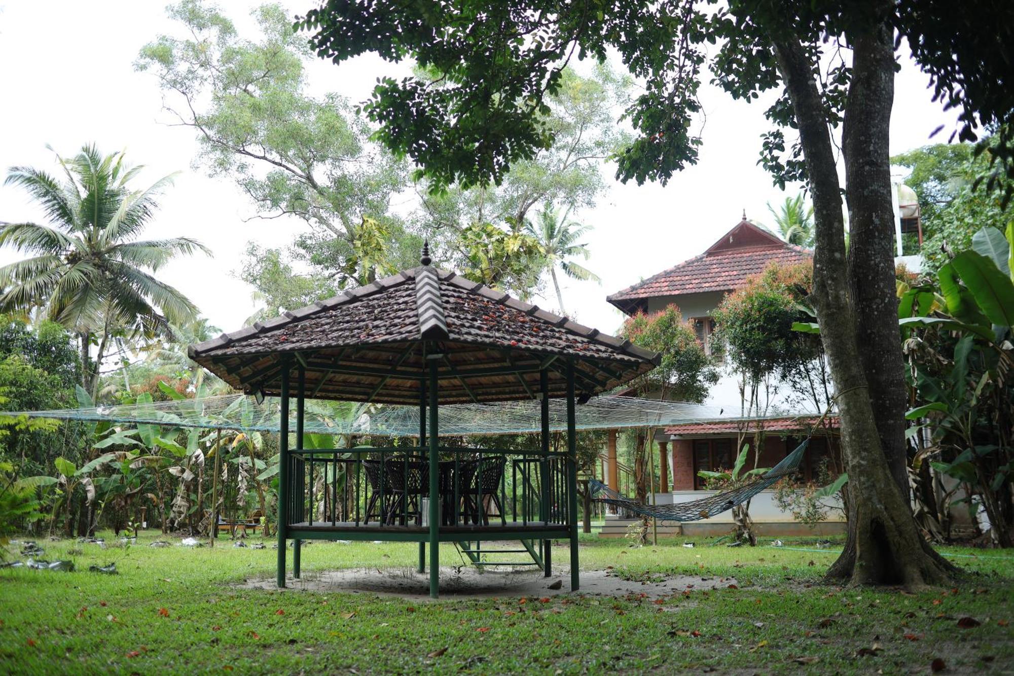 Casa Marari Hotel Mararikulam Exterior photo